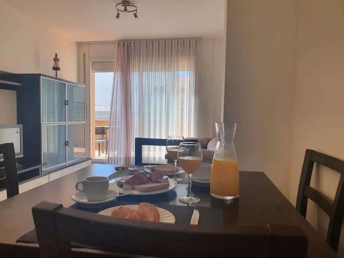דירה ל'אמפולה Apartaments Flamingo