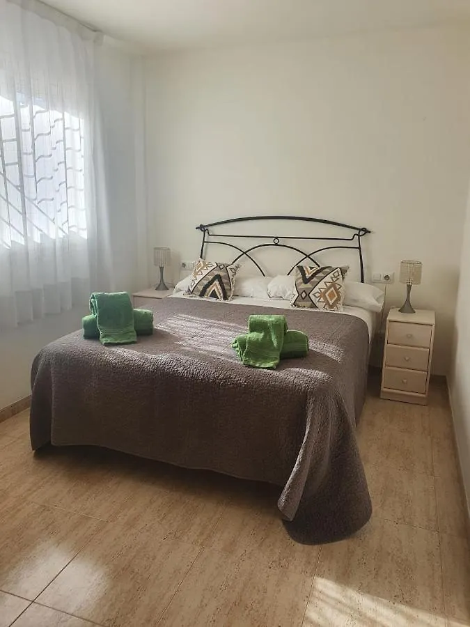 ל'אמפולה Apartaments Flamingo