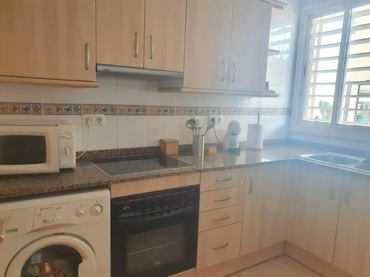 ל'אמפולה Apartaments Flamingo דירה